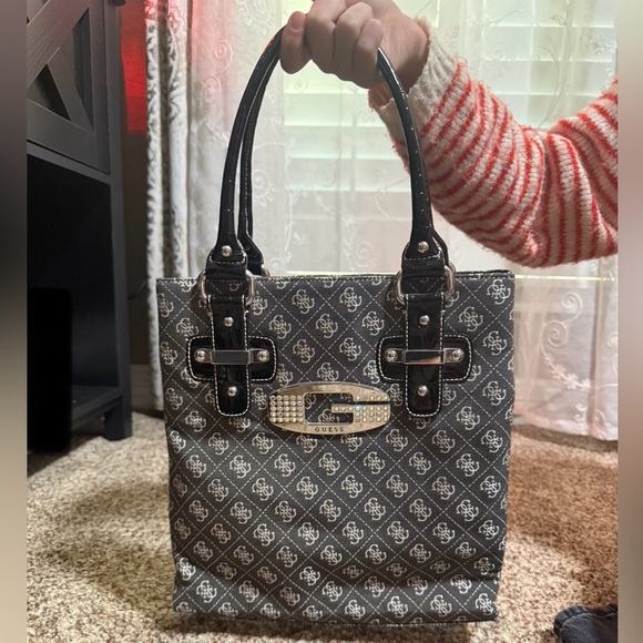 GUESS Monogram Black and Gray Tote - Picture 1 of 7